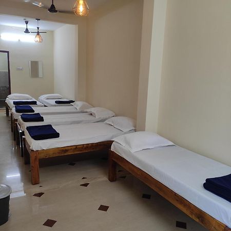 Nest Inn Service Rooms Chikmagalūr Exteriér fotografie